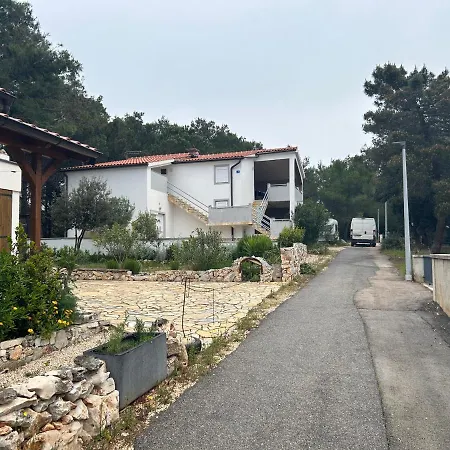Apartmán Grande Rosso Vir